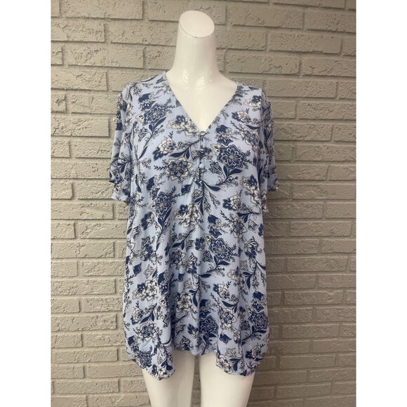 Lane Bryant Women Blue Floral Flutter Sleeve Blouse Top Size 16 - Picture 1 of 9